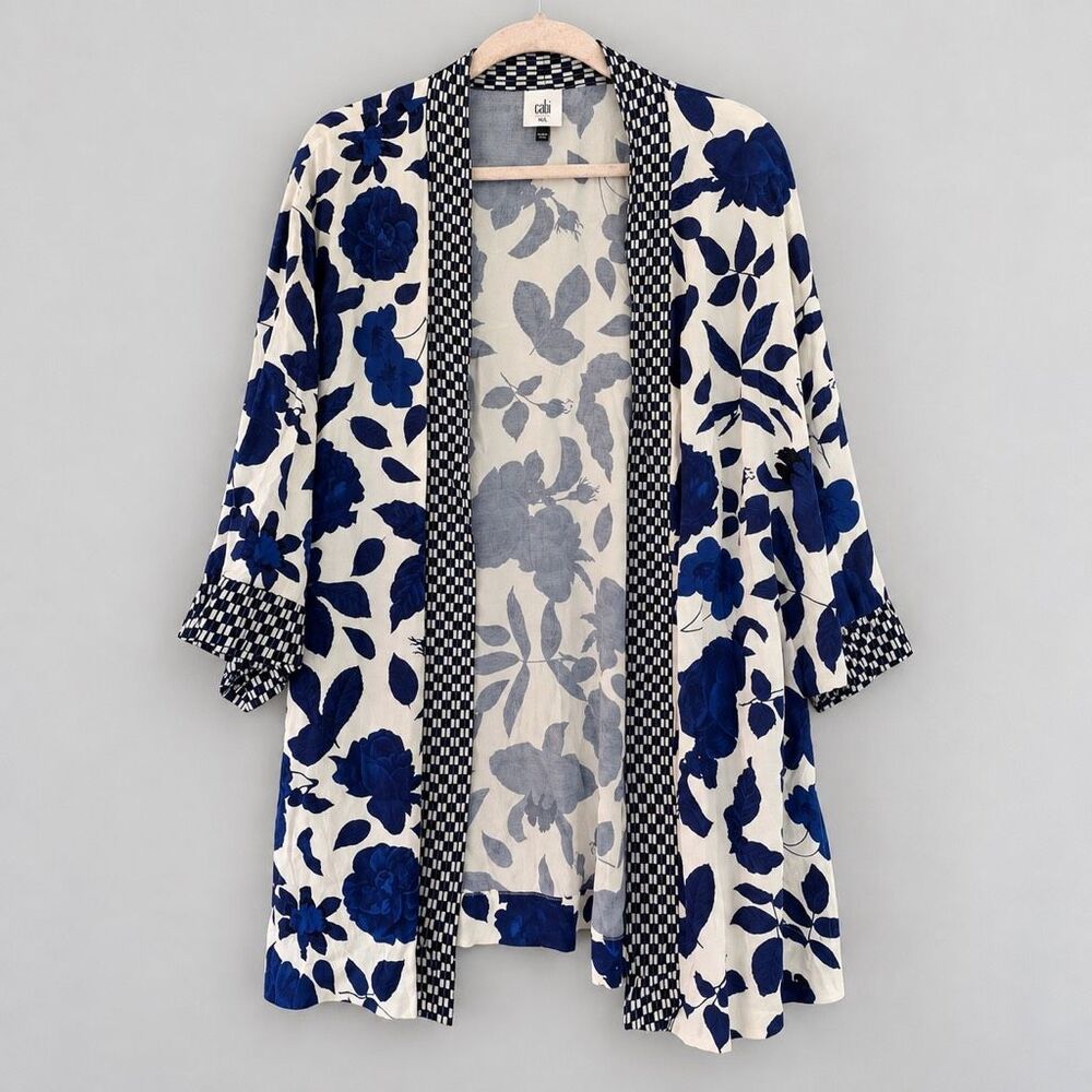 Cabi Kimono Cardigan Floral Blue Cream Womens M L Boho Chic Coastal Grandmother
